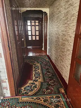 Satılır 5 otaqlı köhnə tikili 110 m²