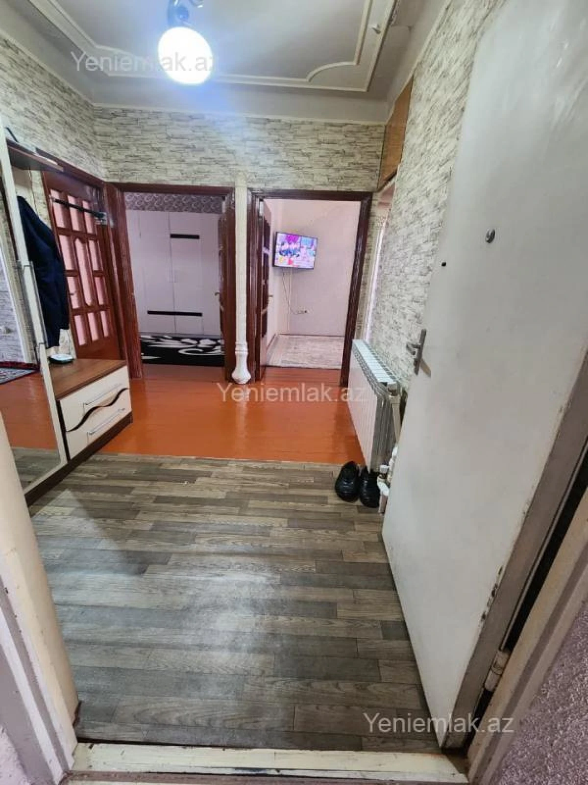 Satılır 5 otaqlı köhnə tikili 110 m²