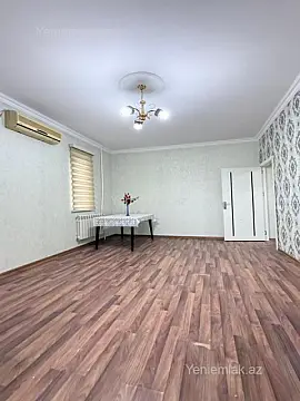 Satılır 2 otaqlı köhnə tikili 45 m²