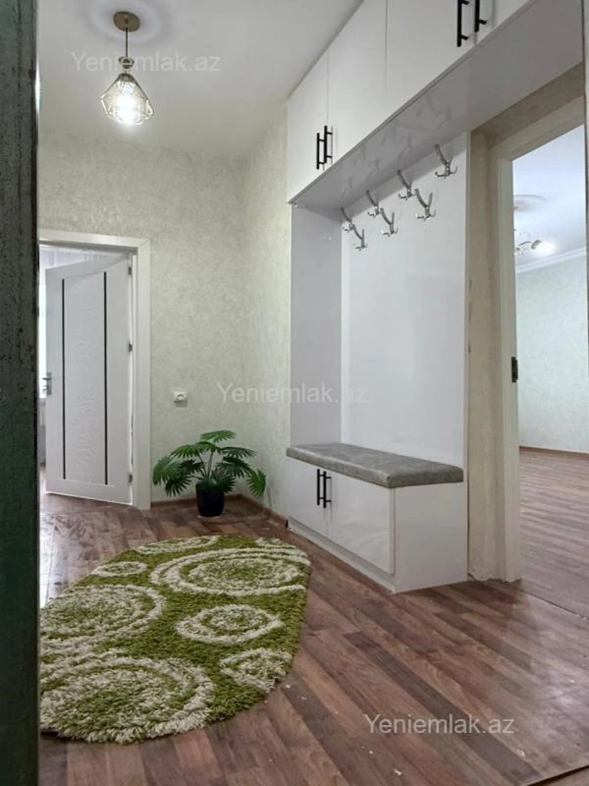 Satılır 2 otaqlı köhnə tikili 45 m²