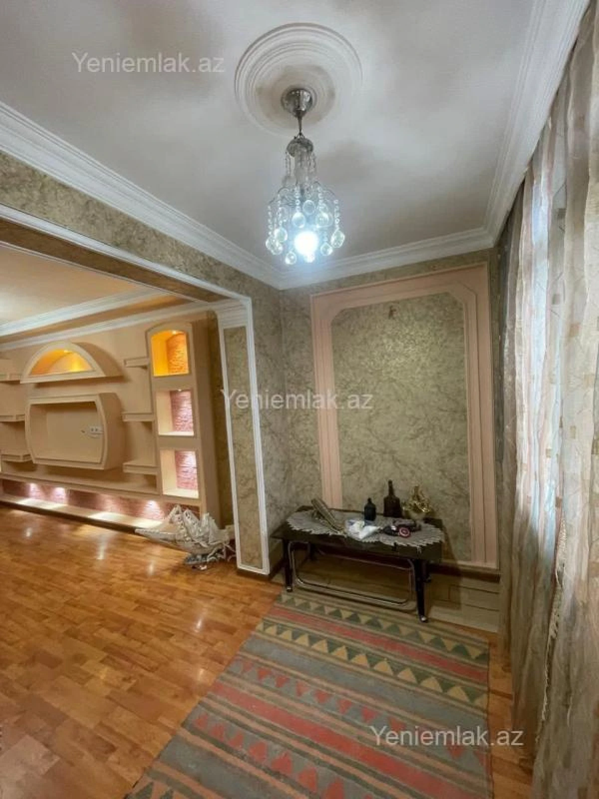Satılır 3 otaqlı köhnə tikili 68 m²