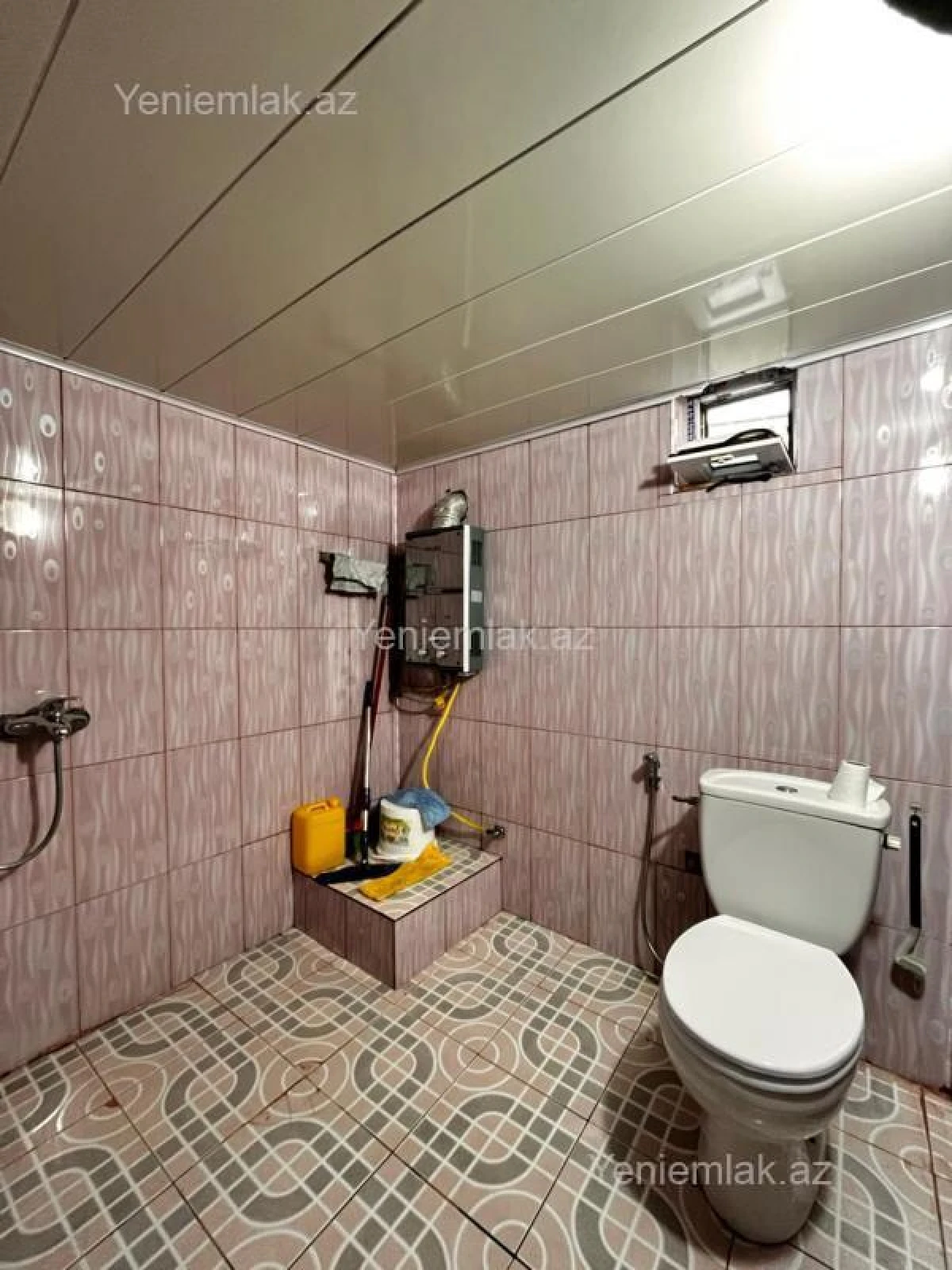 Satılır 5 otaqlı həyət evi 120 m²