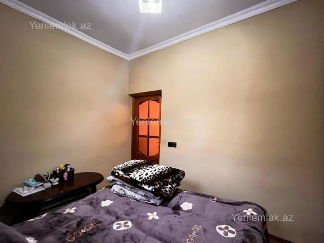 Satılır 5 otaqlı həyət evi 120 m²