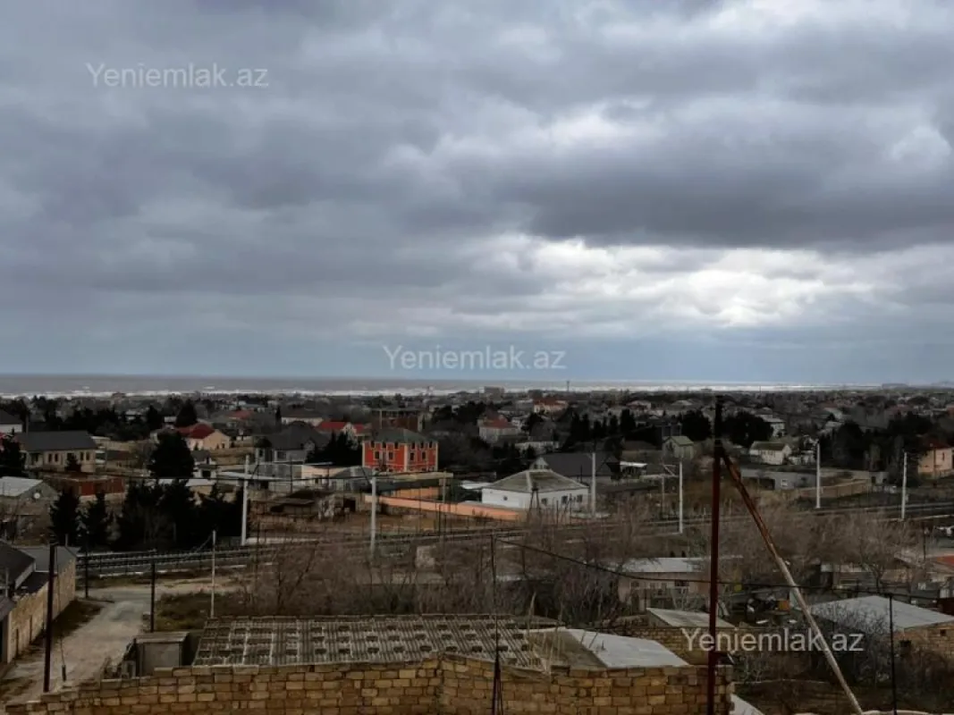 Satılır 5 otaqlı həyət evi 120 m²