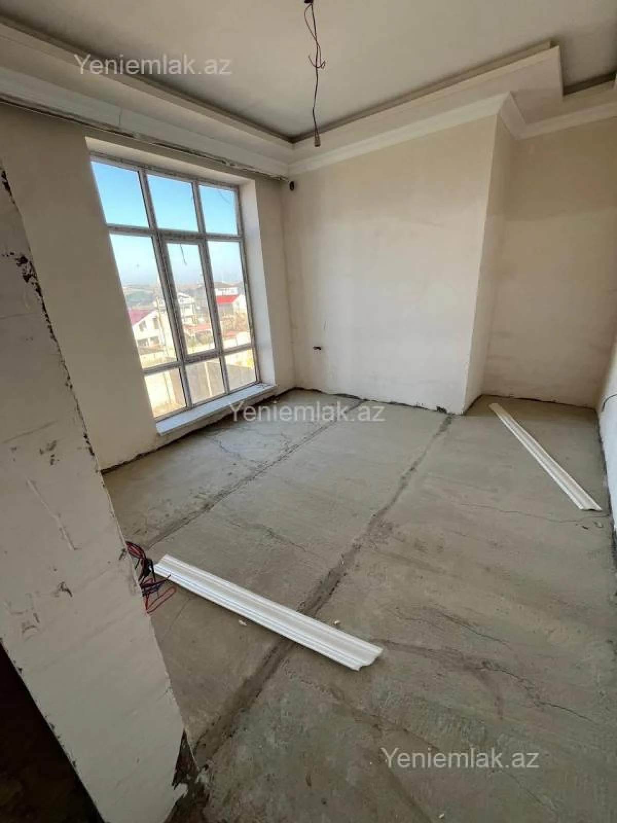 Satılır 5 otaqlı həyət evi 160 m²