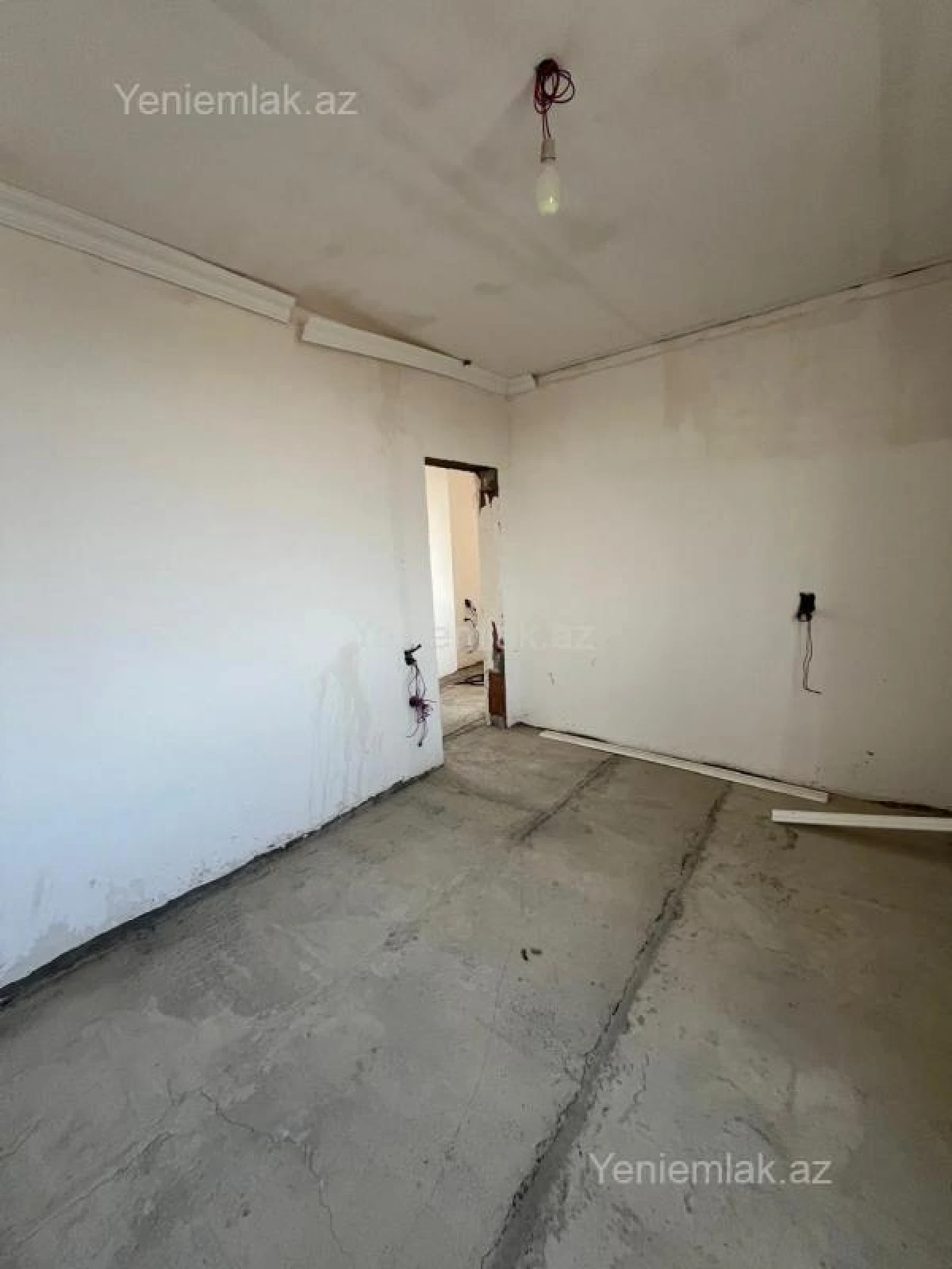 Satılır 5 otaqlı həyət evi 160 m²