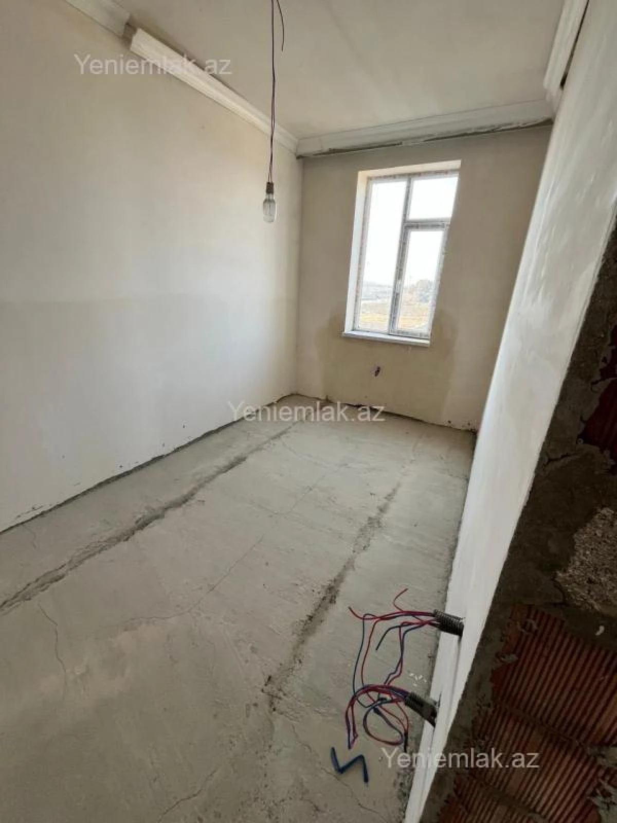 Satılır 5 otaqlı həyət evi 160 m²
