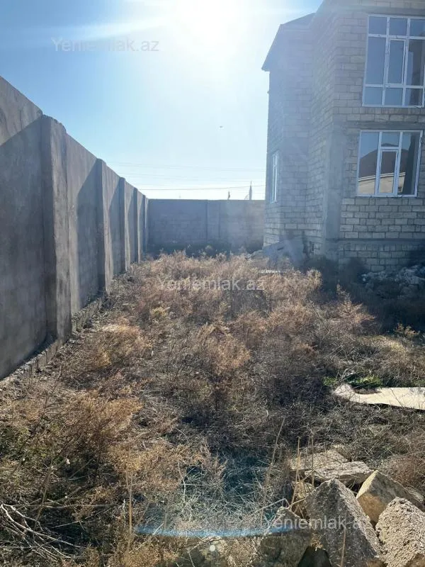Satılır 5 otaqlı həyət evi 160 m²