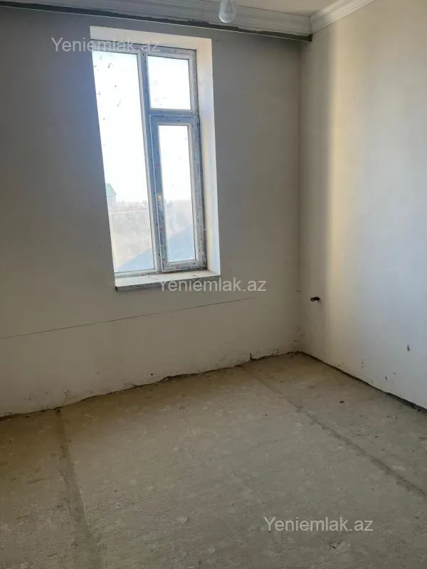 Satılır 5 otaqlı həyət evi 160 m²