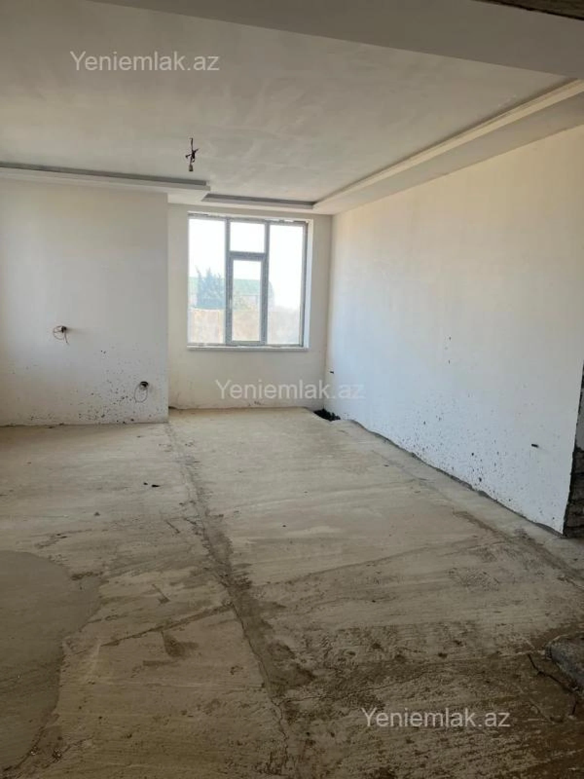 Satılır 5 otaqlı həyət evi 160 m²