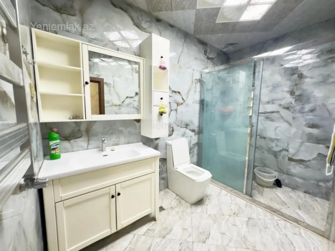 Satılır 4 otaqlı yeni tikili 164 m²