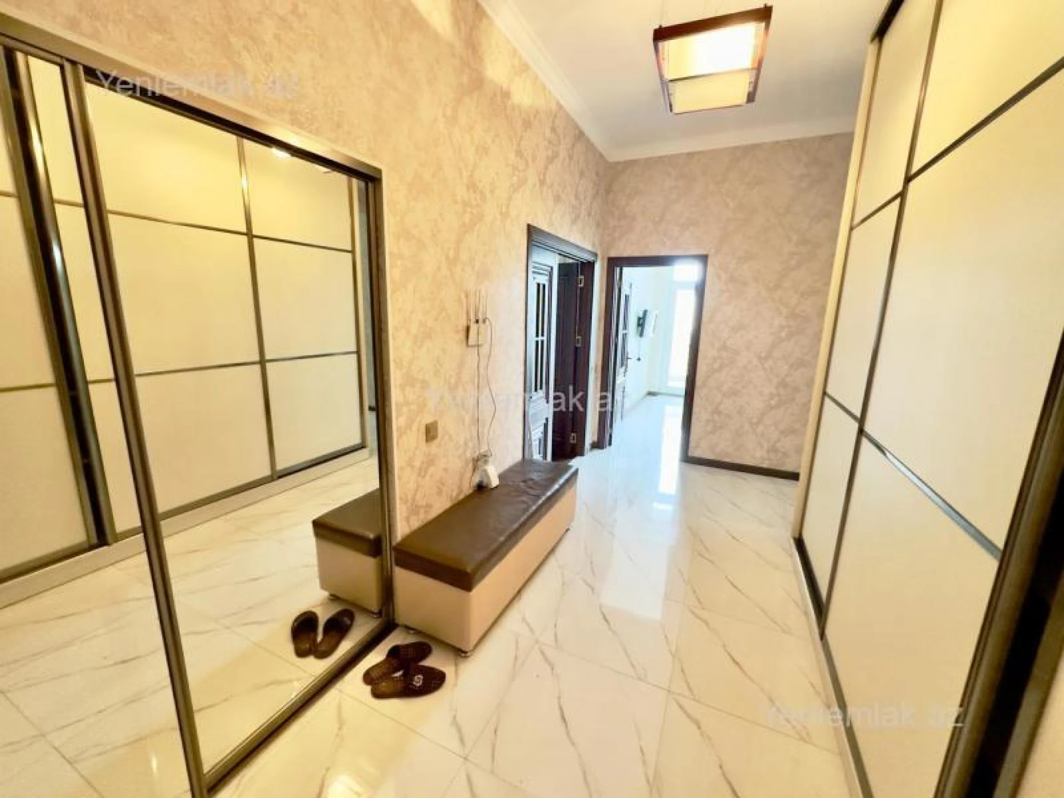 Satılır 4 otaqlı yeni tikili 164 m²