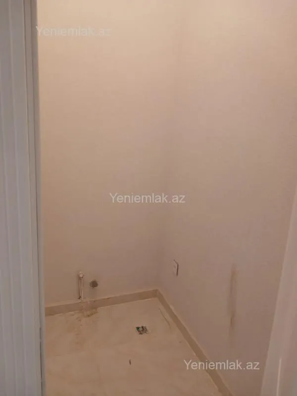 Satılır 2 otaqlı yeni tikili 99 m²