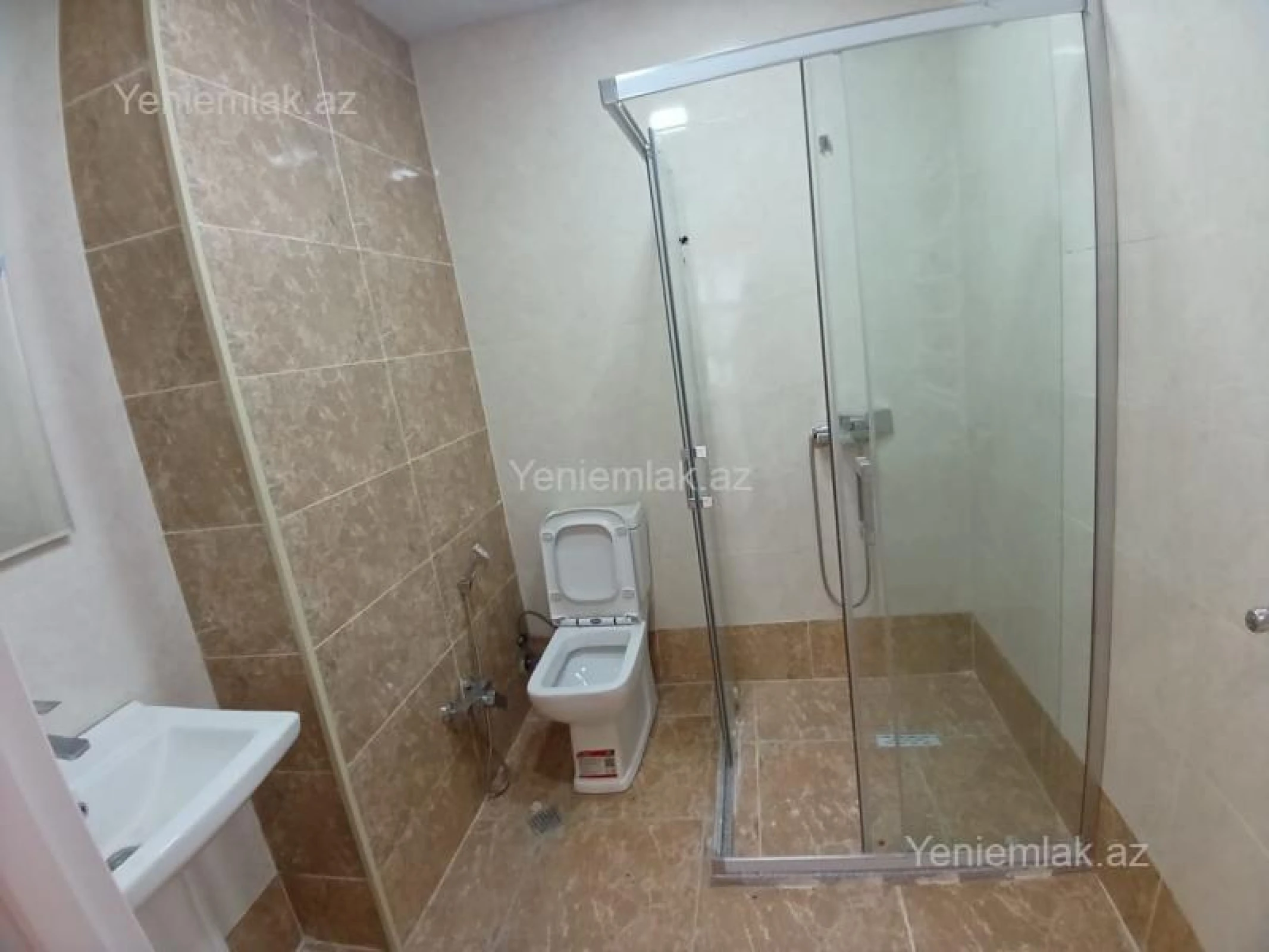 Satılır 2 otaqlı yeni tikili 99 m²