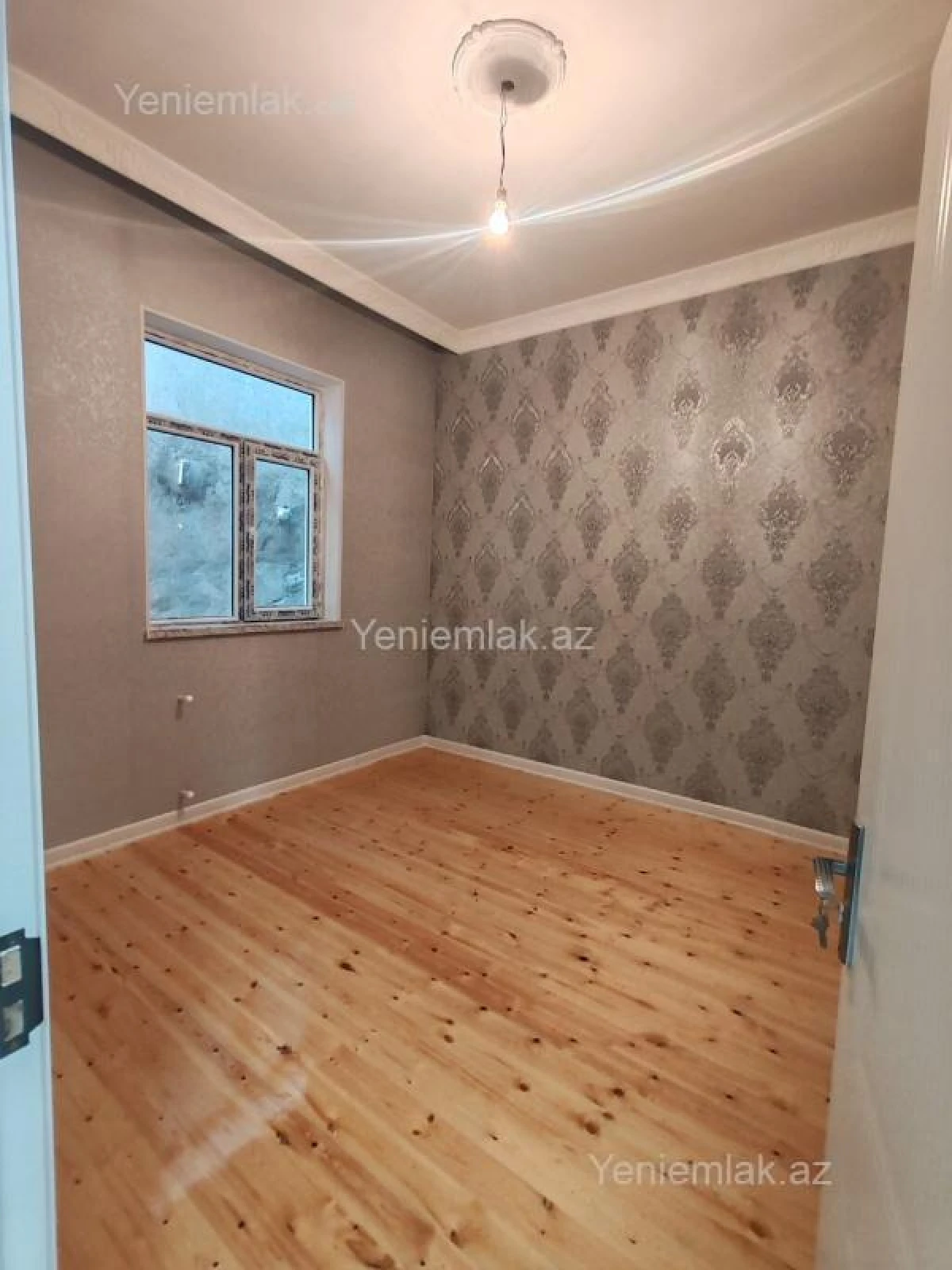 Satılır 2 otaqlı yeni tikili 50 m²
