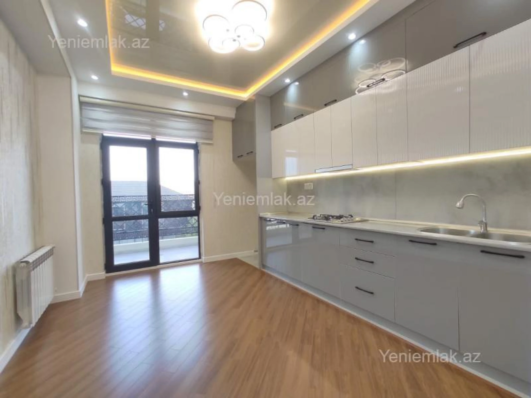 Satılır 2 otaqlı yeni tikili 85 m²