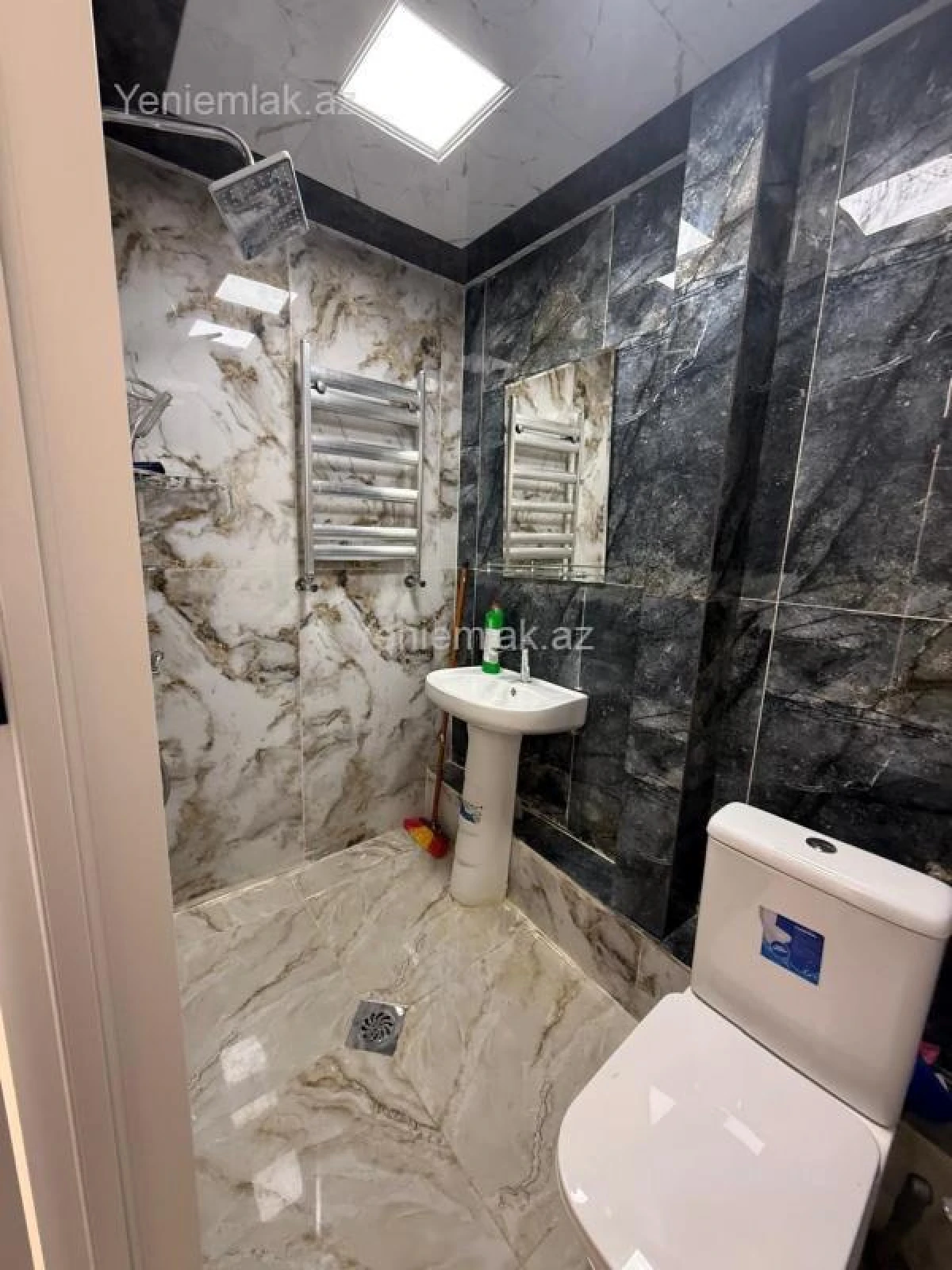 Satılır 3 otaqlı yeni tikili 80 m²