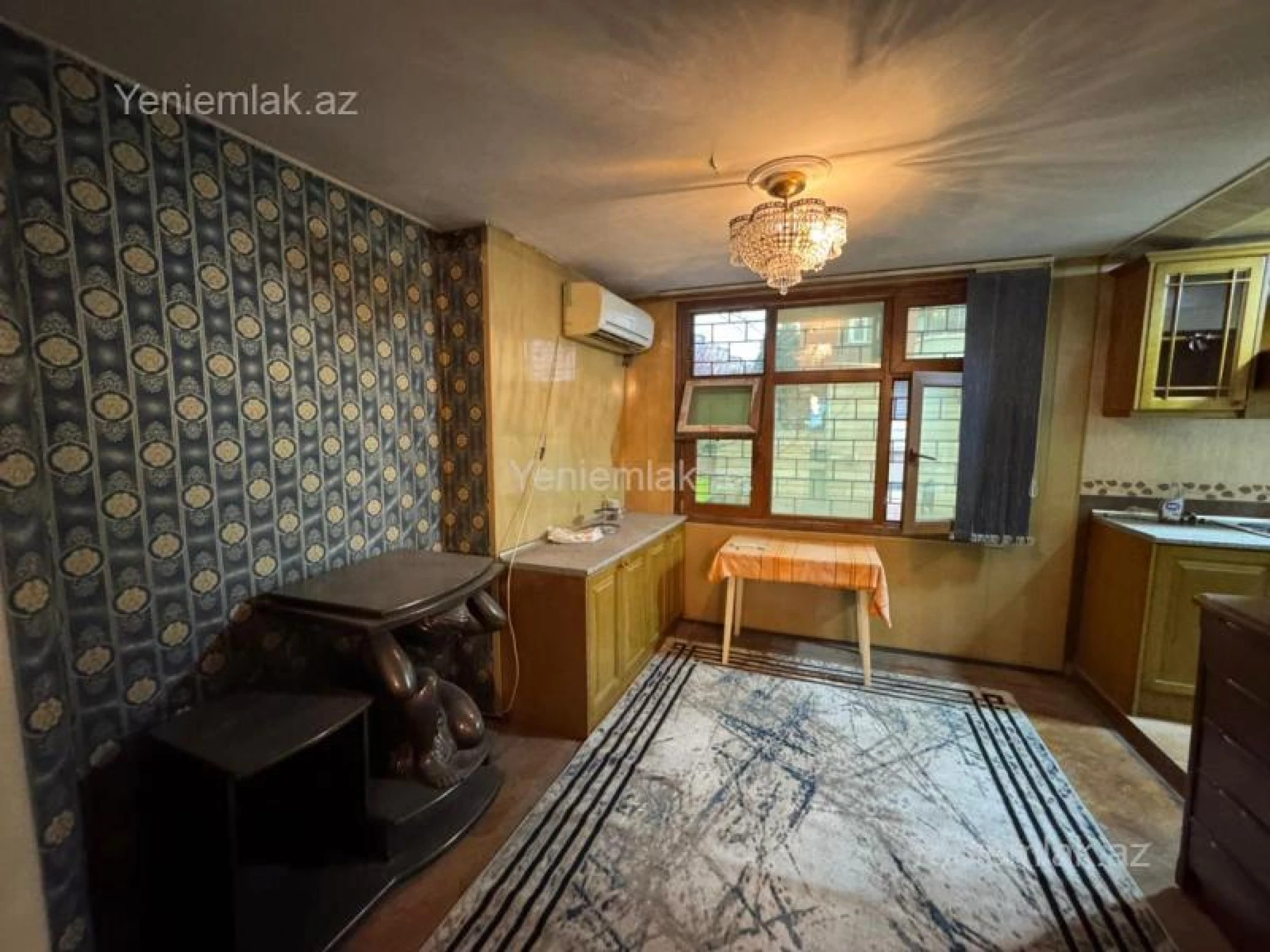 Satılır 3 otaqlı köhnə tikili 85 m²