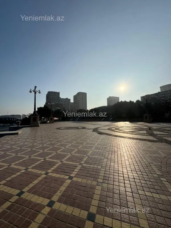 Satılır 3 otaqlı köhnə tikili 85 m²