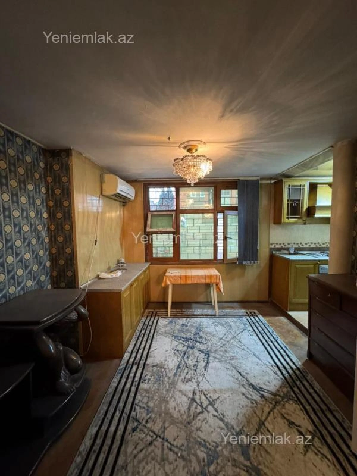 Satılır 3 otaqlı köhnə tikili 85 m²