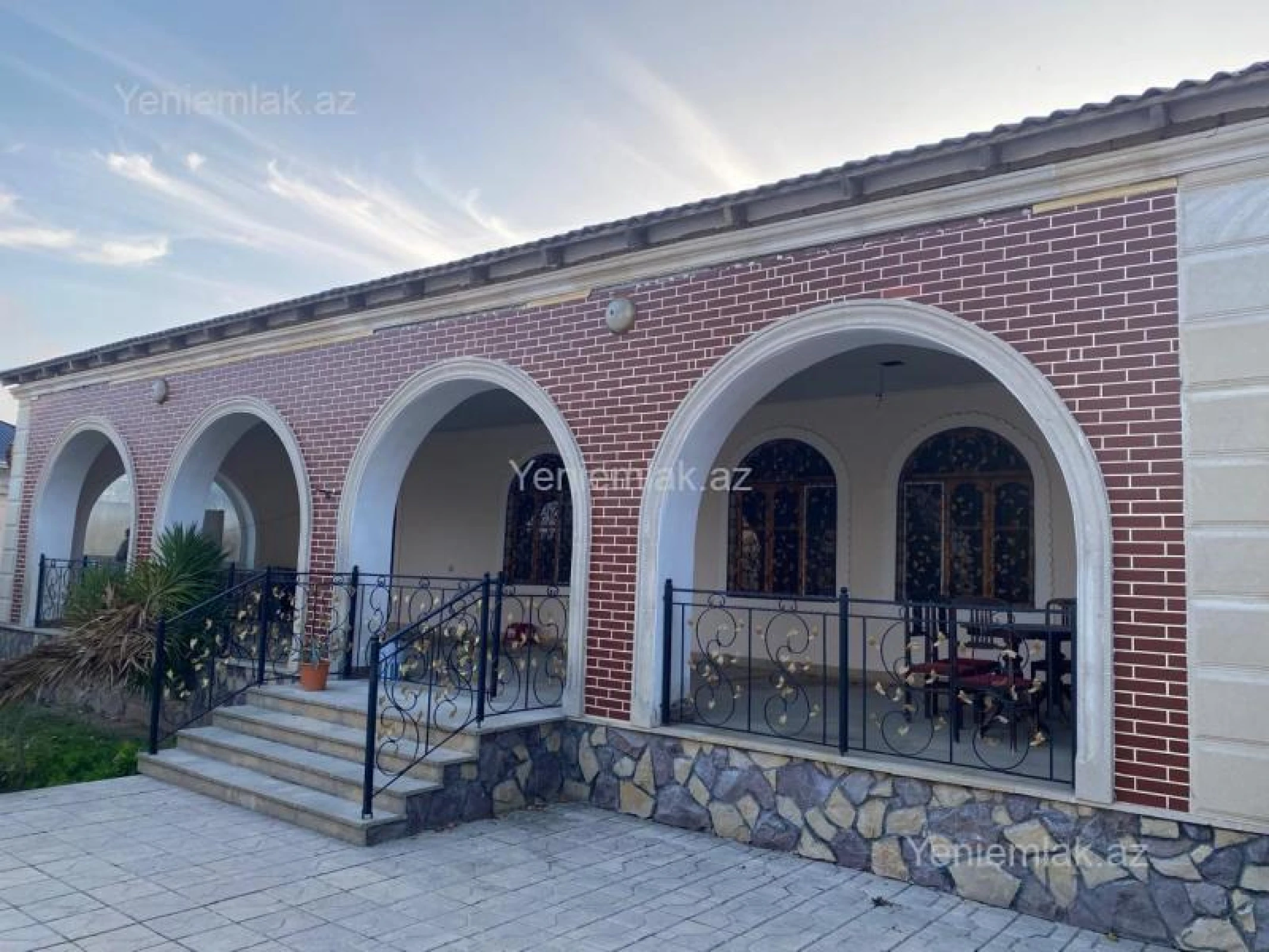 Satılır 4 otaqlı həyət evi 150 m²