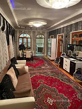 Satılır 4 otaqlı həyət evi 150 m²