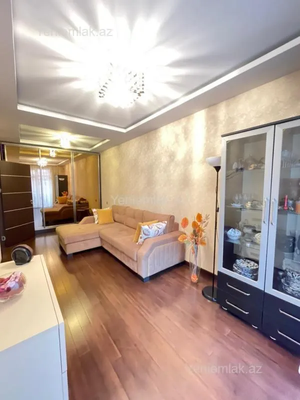 Satılır 1 otaqlı yeni tikili 47 m²