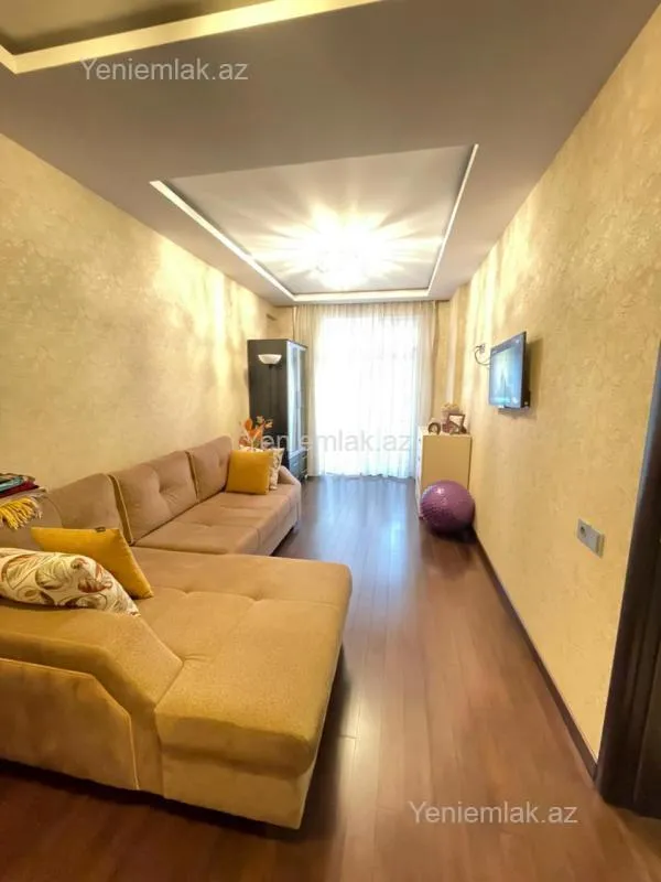 Satılır 1 otaqlı yeni tikili 47 m²