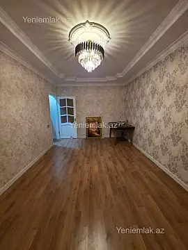 Satılır 2 otaqlı köhnə tikili 50 m²