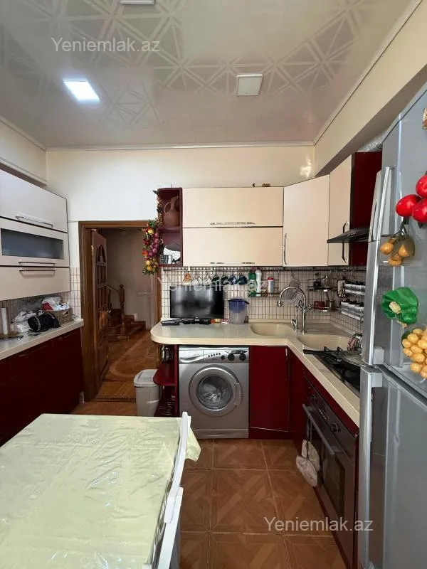 Satılır 5 otaqlı yeni tikili 150 m²