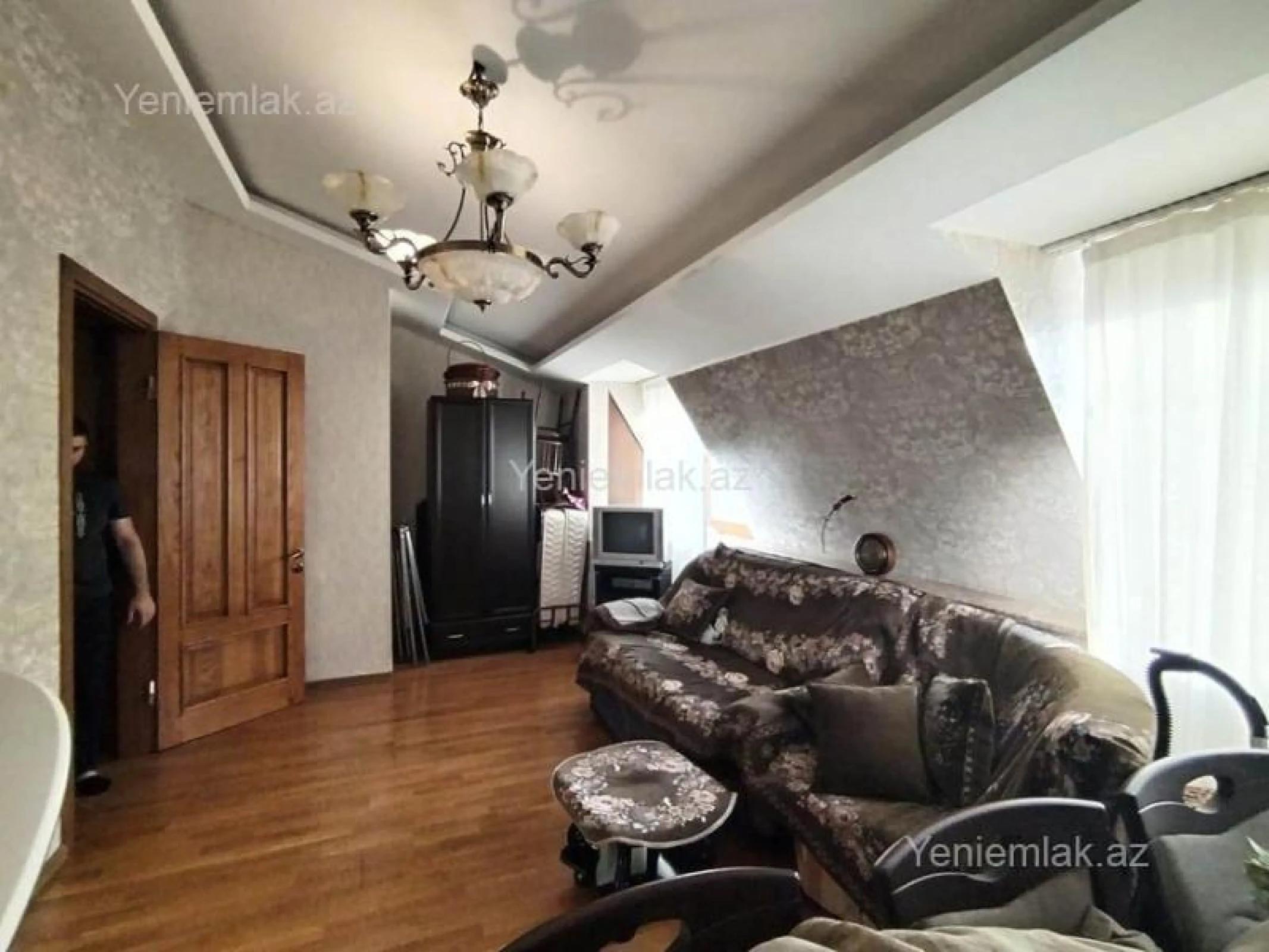Satılır 5 otaqlı yeni tikili 150 m²