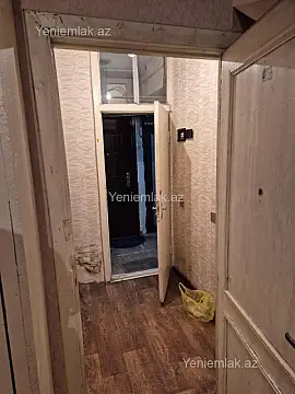 Satılır 1 otaqlı köhnə tikili 35 m²