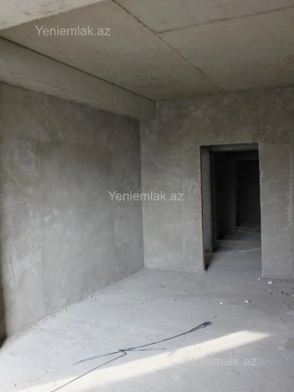 Satılır 4 otaqlı yeni tikili 185 m²