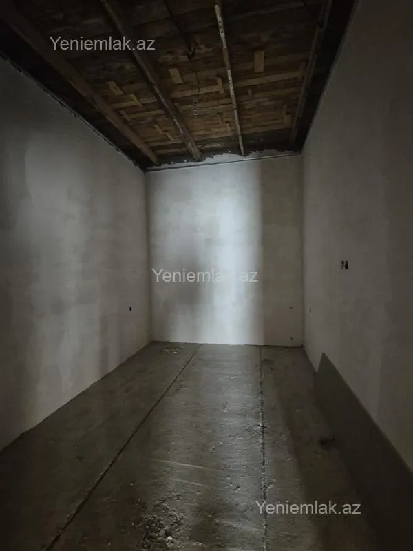 Satılır 7 otaqlı həyət evi 265 m²