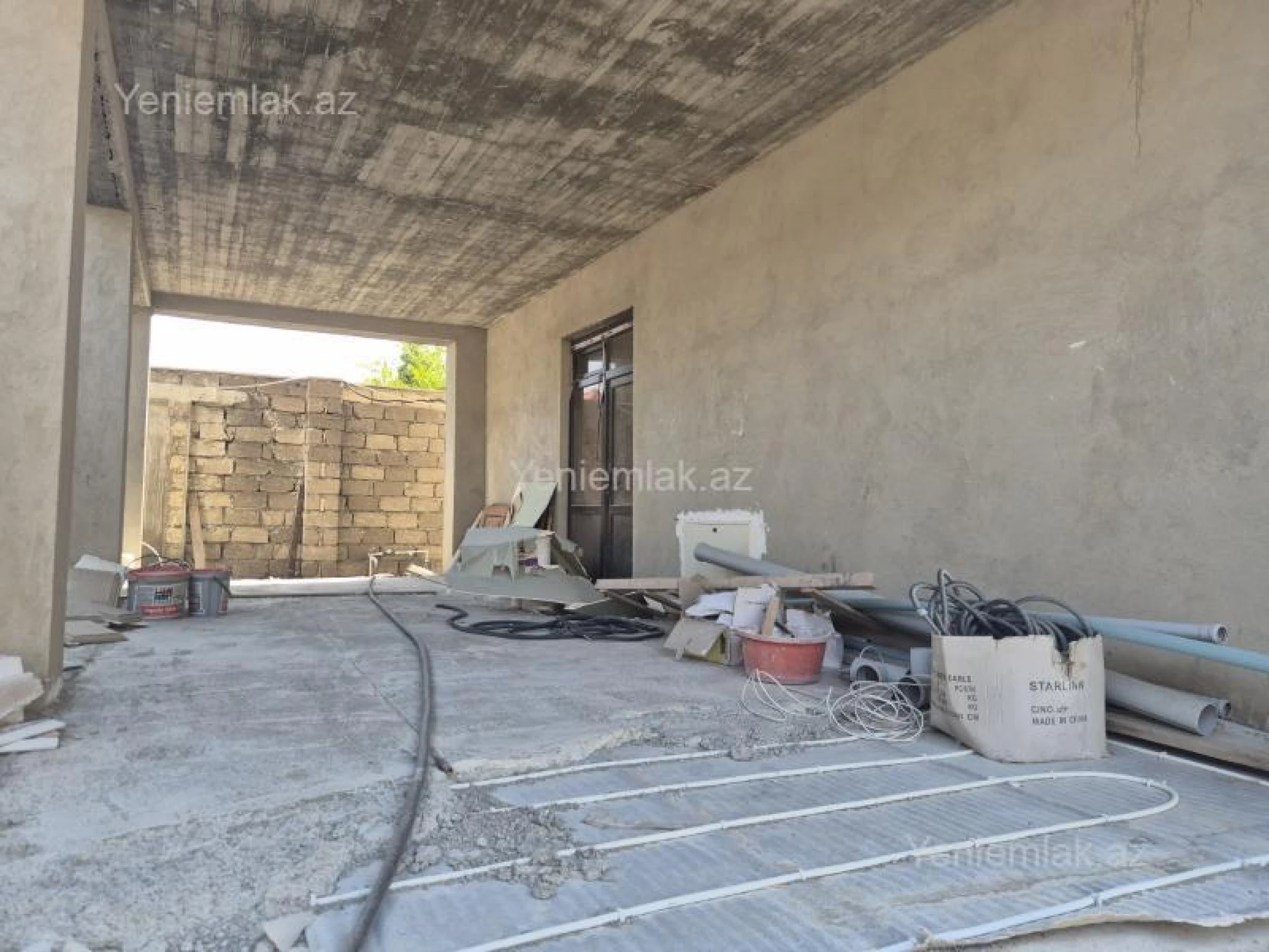 Satılır 7 otaqlı həyət evi 265 m²