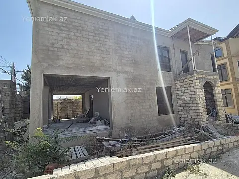 Satılır 7 otaqlı həyət evi 265 m²