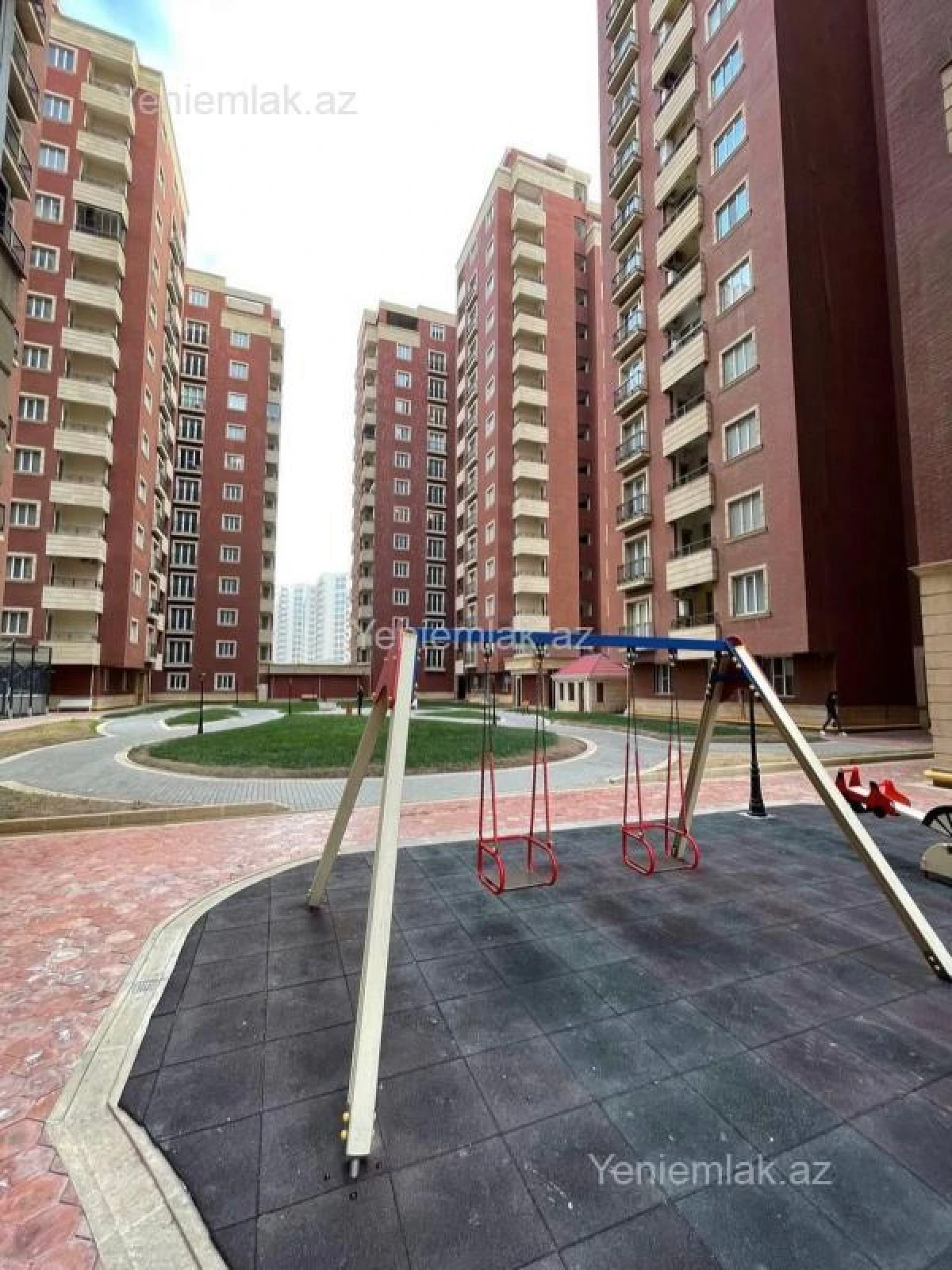 Satılır 5 otaqlı yeni tikili 390 m²