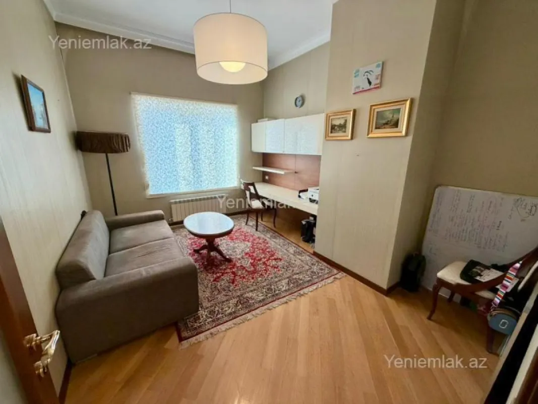 Satılır 5 otaqlı yeni tikili 390 m²