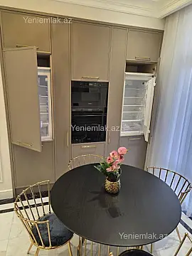 Satılır 4 otaqlı yeni tikili 140 m²