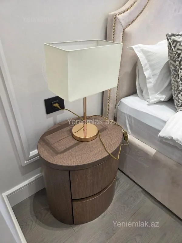 Satılır 4 otaqlı yeni tikili 140 m²