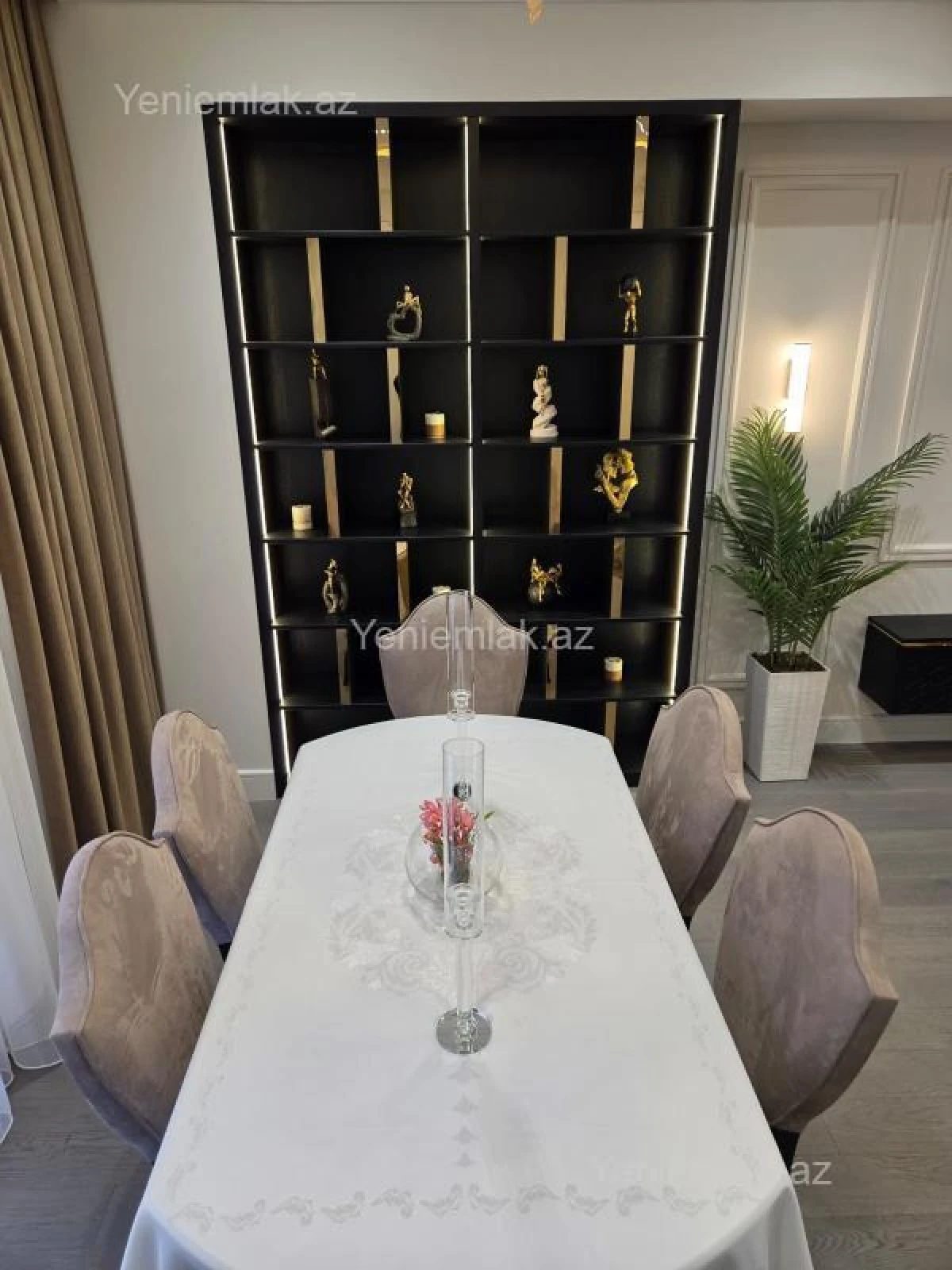 Satılır 4 otaqlı yeni tikili 140 m²