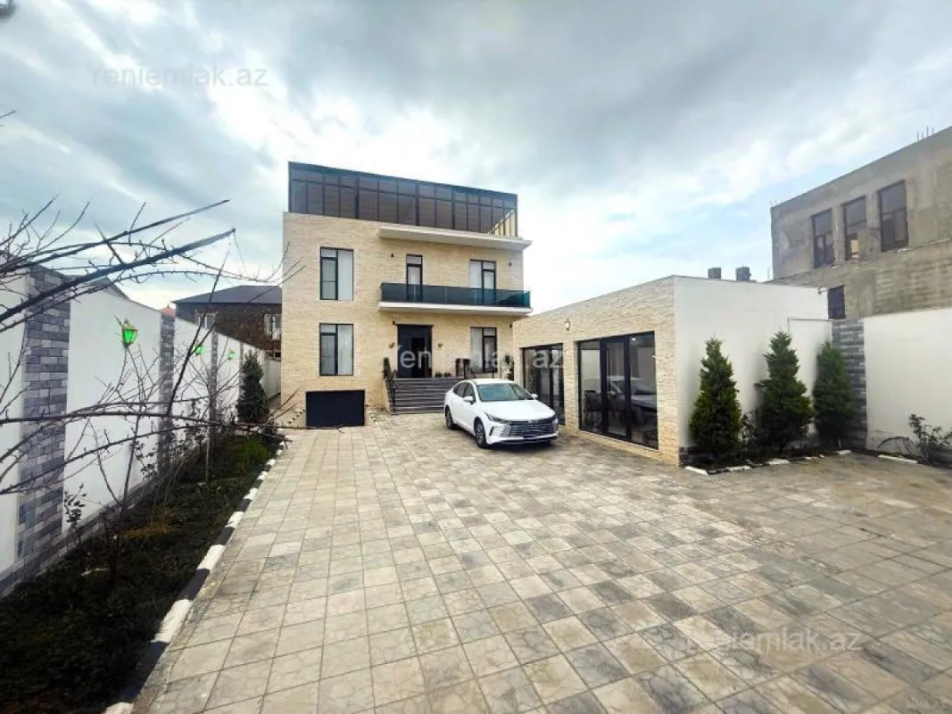 Satılır 6 otaqlı həyət evi 400 m²
