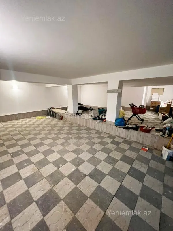 Satılır 6 otaqlı həyət evi 400 m²