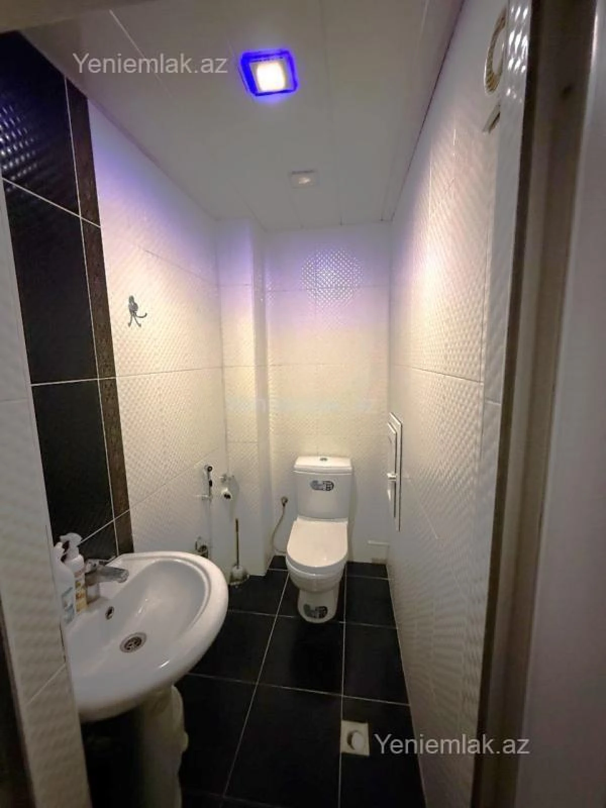 Satılır 2 otaqlı yeni tikili 83 m²