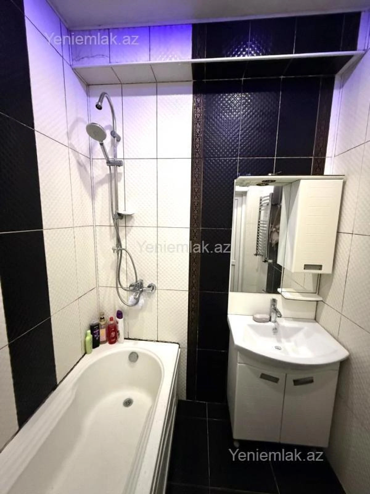 Satılır 2 otaqlı yeni tikili 83 m²