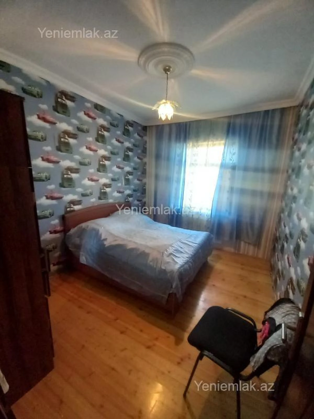 Satılır 5 otaqlı həyət evi 220 m²