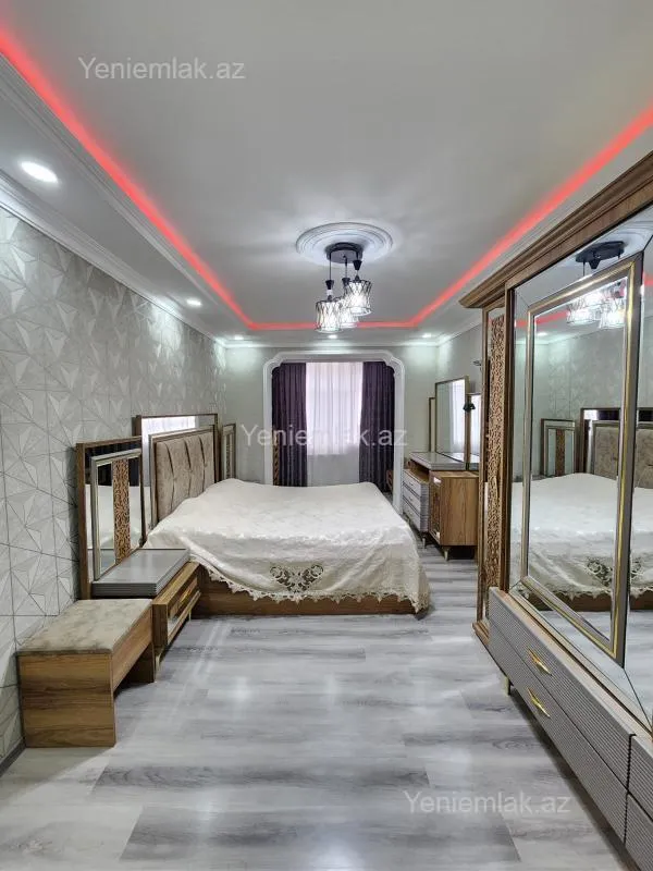Satılır 5 otaqlı köhnə tikili 110 m²
