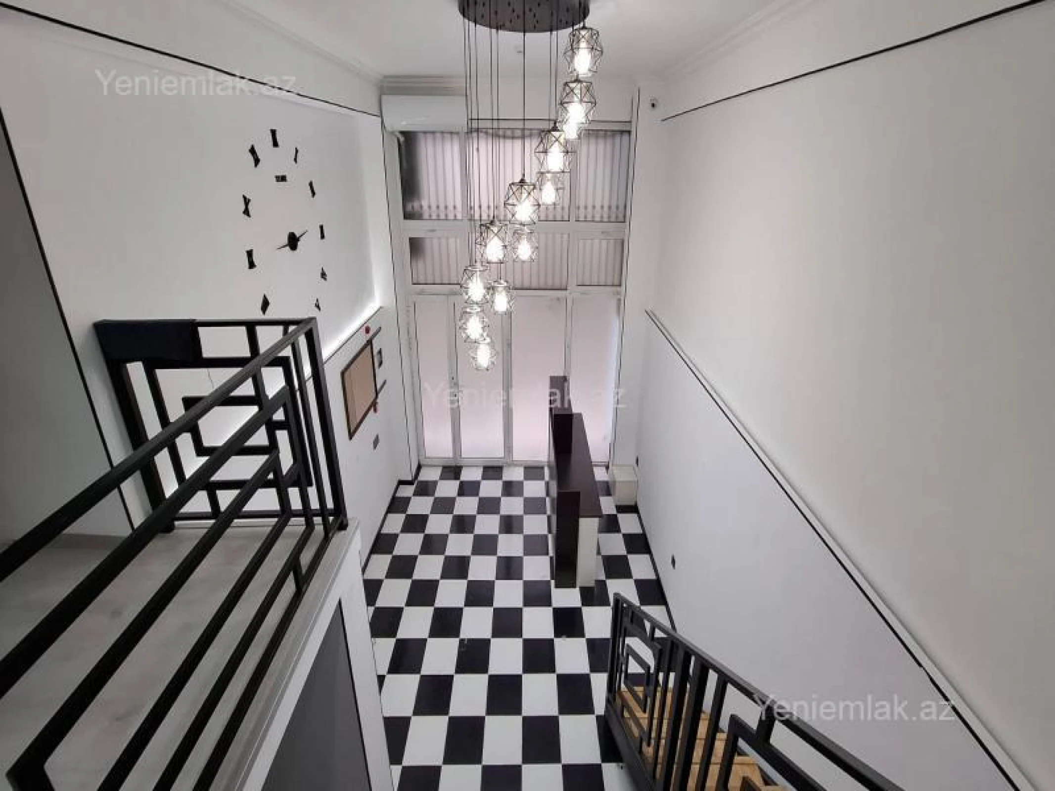 Satılır 4 otaqlı ofis 80 m²