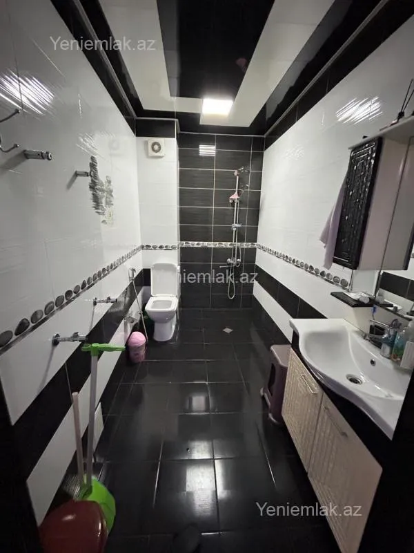 Satılır 3 otaqlı yeni tikili 95 m²