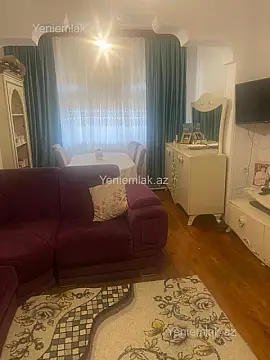Satılır 3 otaqlı köhnə tikili 72 m²